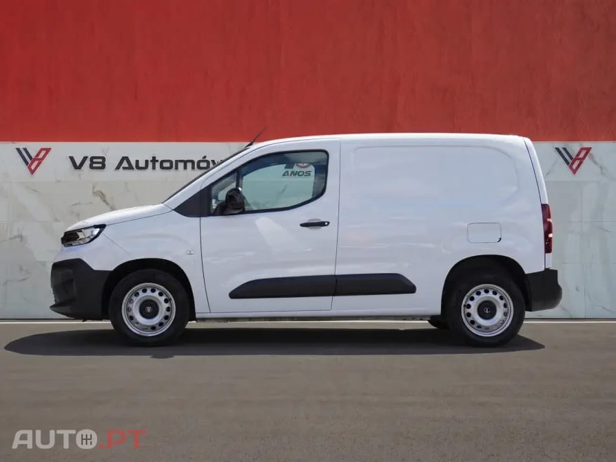 Citroen Berlingo M 130 EAT8 MAX
