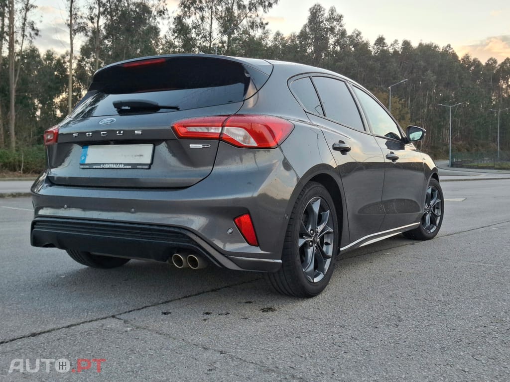 Ford Focus ST-Line
