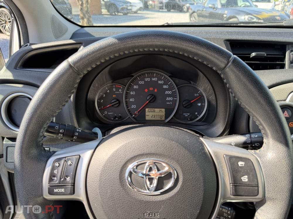 Toyota Yaris 1.4 D-4D Sport +P.Tec. +P.Lu.+TSS