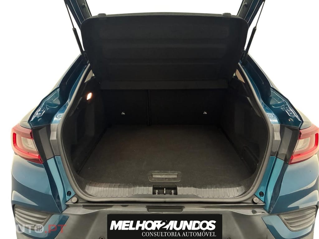 Renault Arkana E-Tech Business