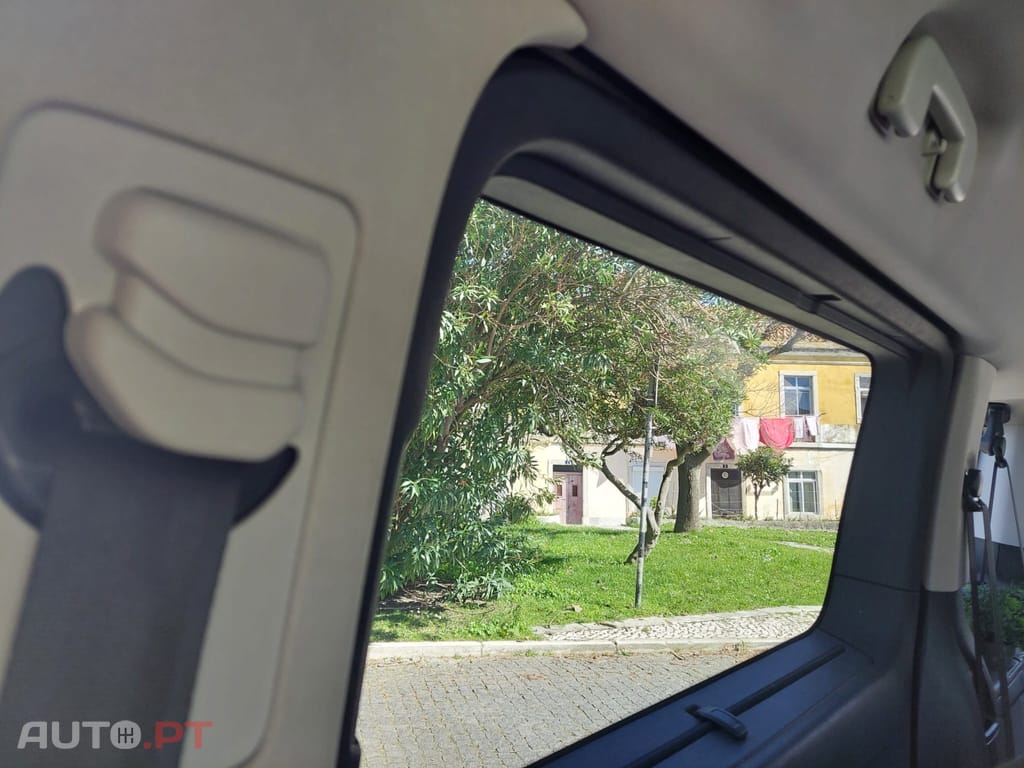 Peugeot Traveller 1.5 BlueHDi- 120CV