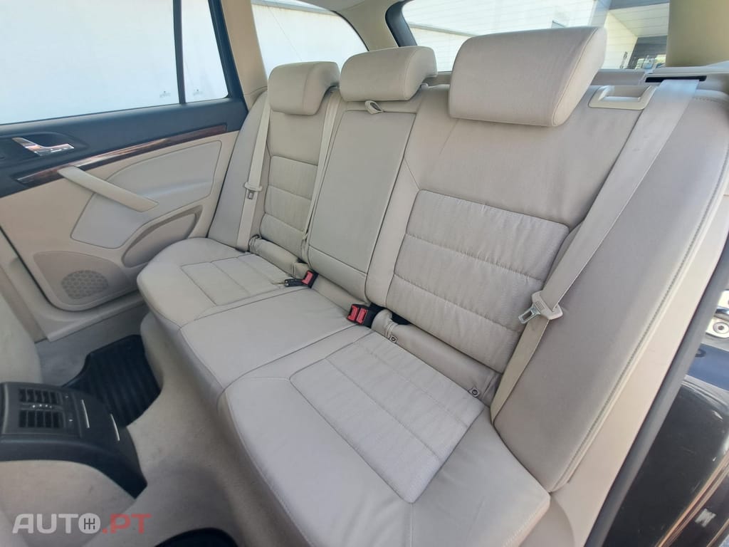 Skoda Octavia Break 1.6 TDi Elegance DSG