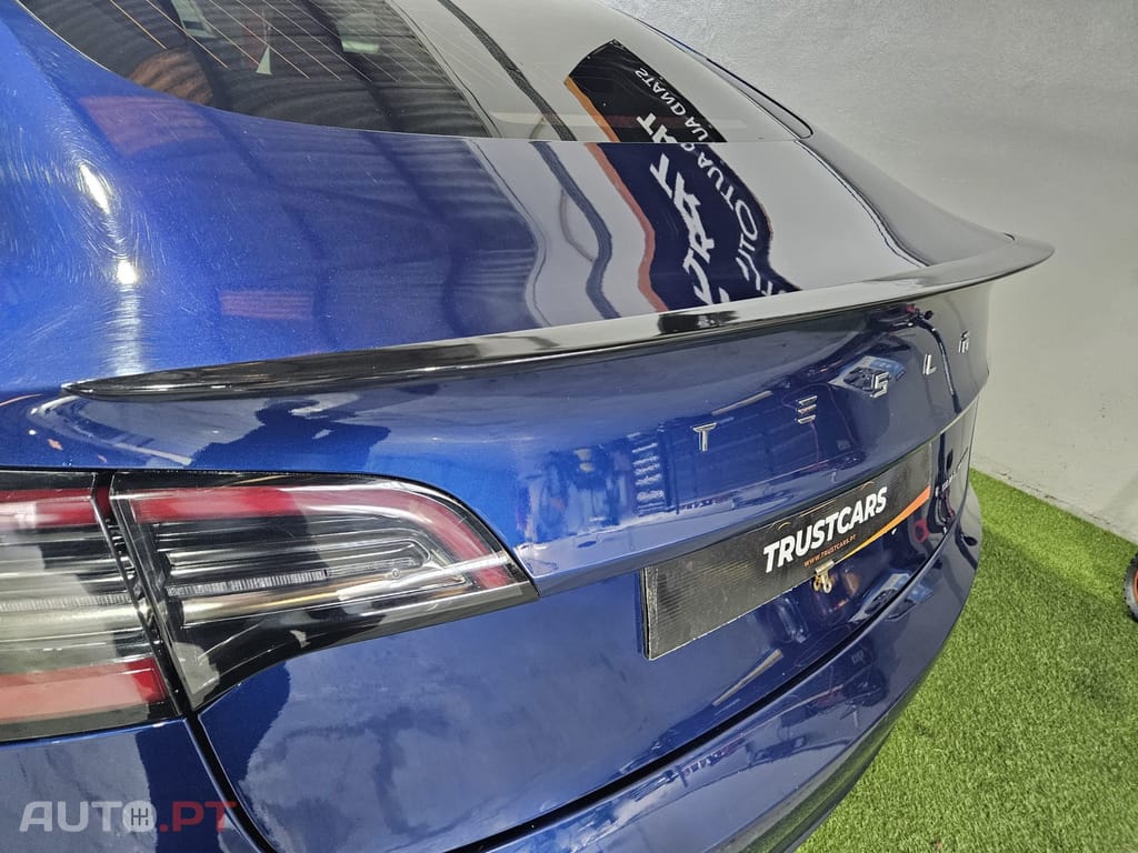 Tesla Model 3 Long Range Tração Traseira