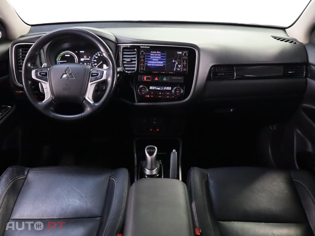 Mitsubishi Outlander 2.0 Mivec PHEV Intense Navi