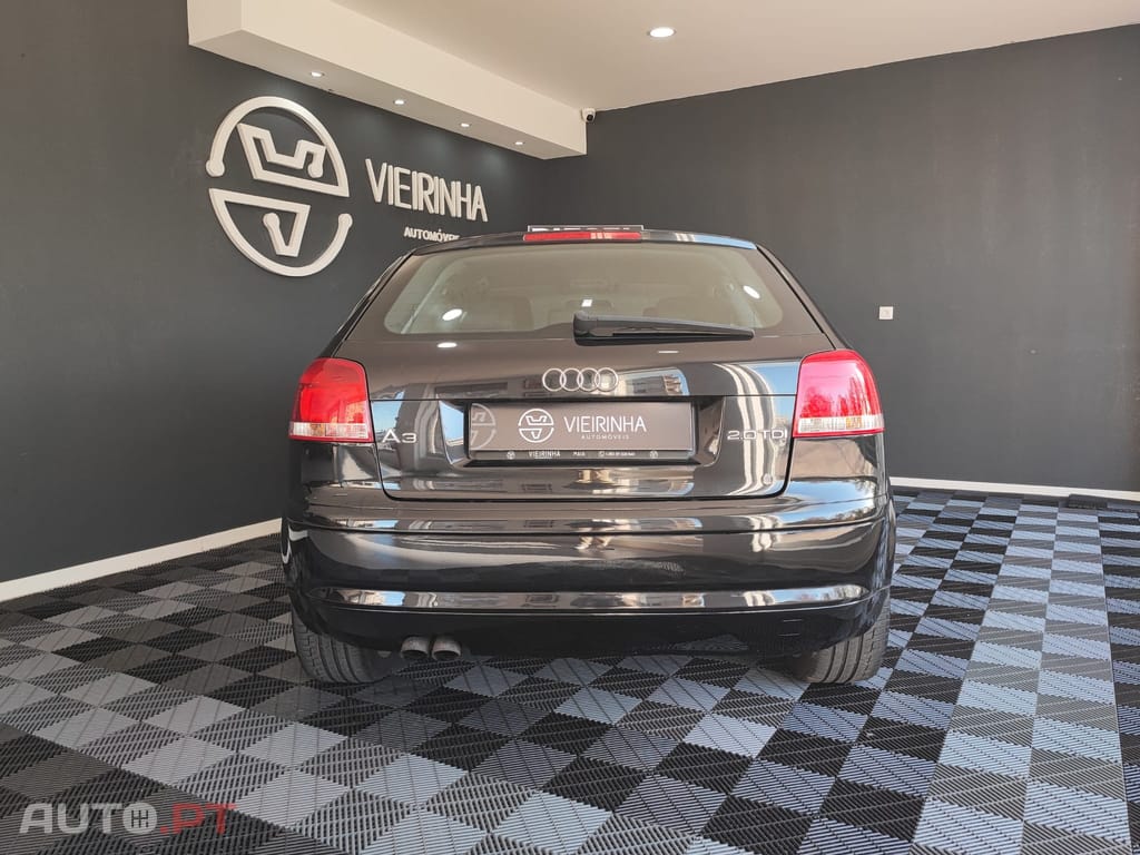 Audi A3 2.0TDI AMB (1DONO)