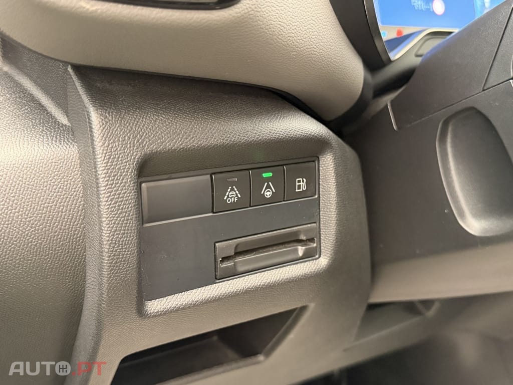 Citroen C5 Aircross 1.6 Hybrid Shine e-EAT8