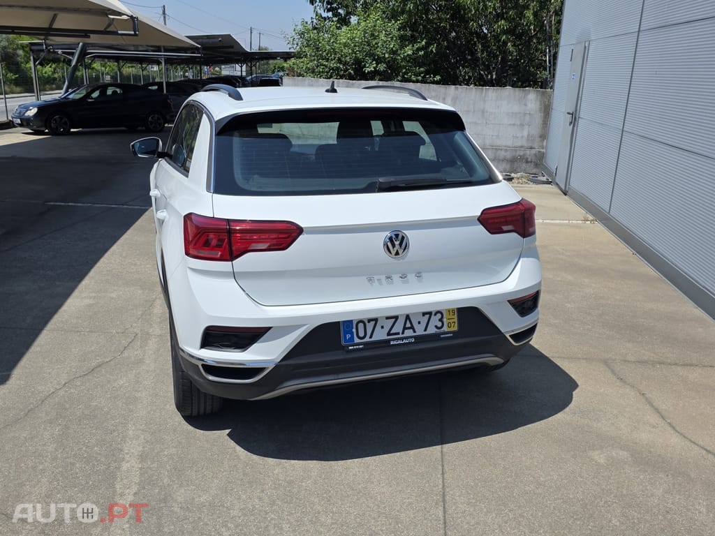 Volkswagen T-Roc 1.0 TSI