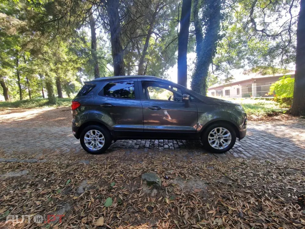 Ford EcoSport 1.0 EcoBoost Titanium