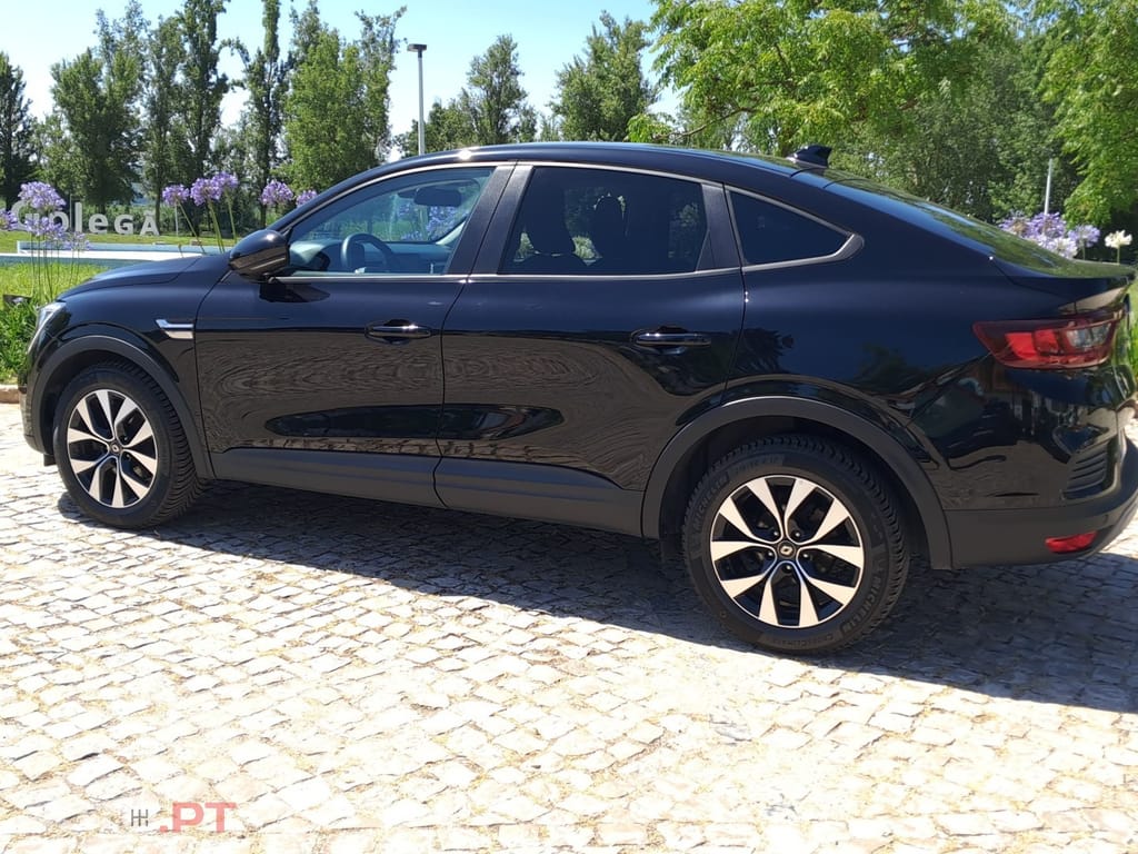 Renault Arkana 1.6 E-Tech Business