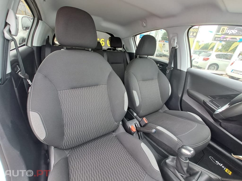 Peugeot 208 1.2 PureTech Style