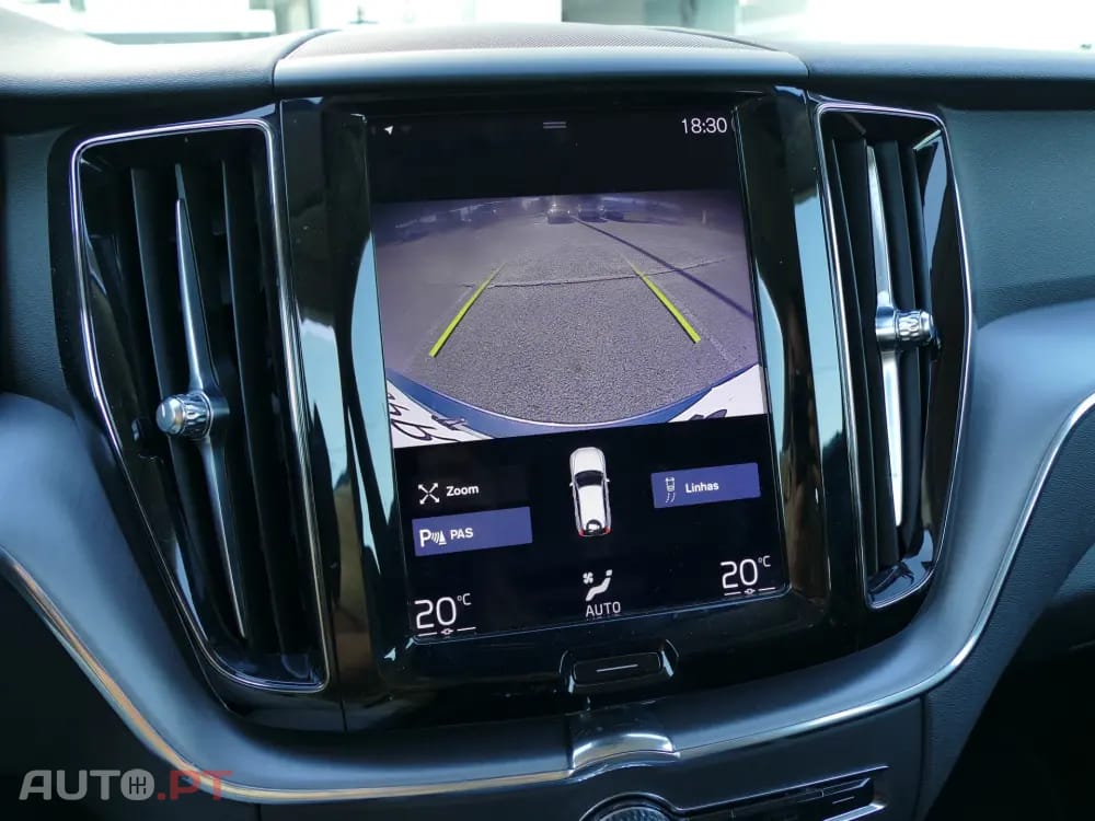 Volvo XC60 2.0 D4 Momentum Geartronic