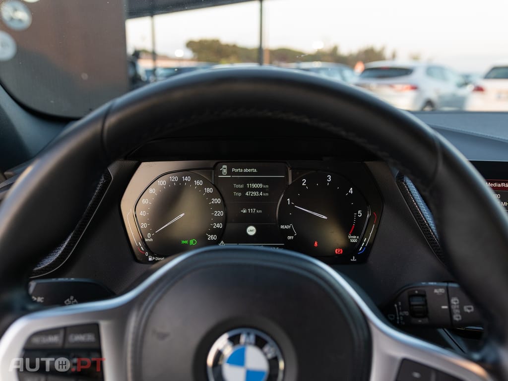 BMW 116 d Pack Desportivo M