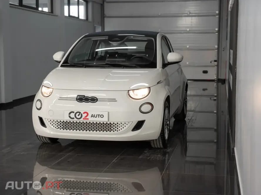 Fiat 500e Standard