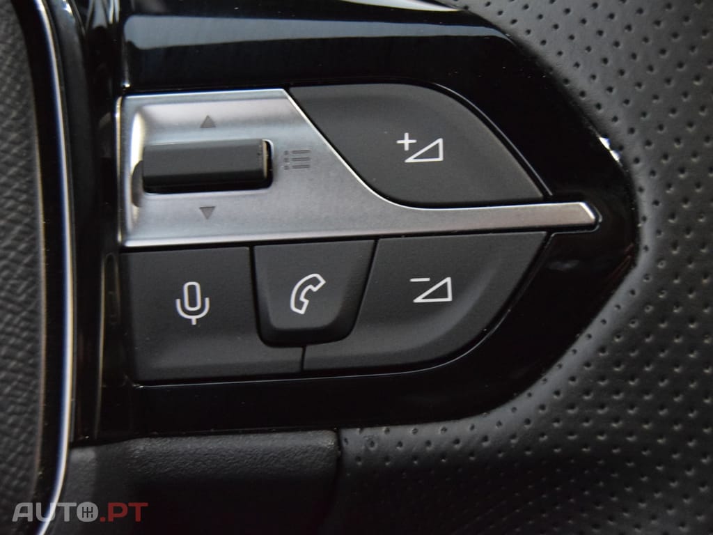 Peugeot 408 1.6 Hybrid GT e-EAT8