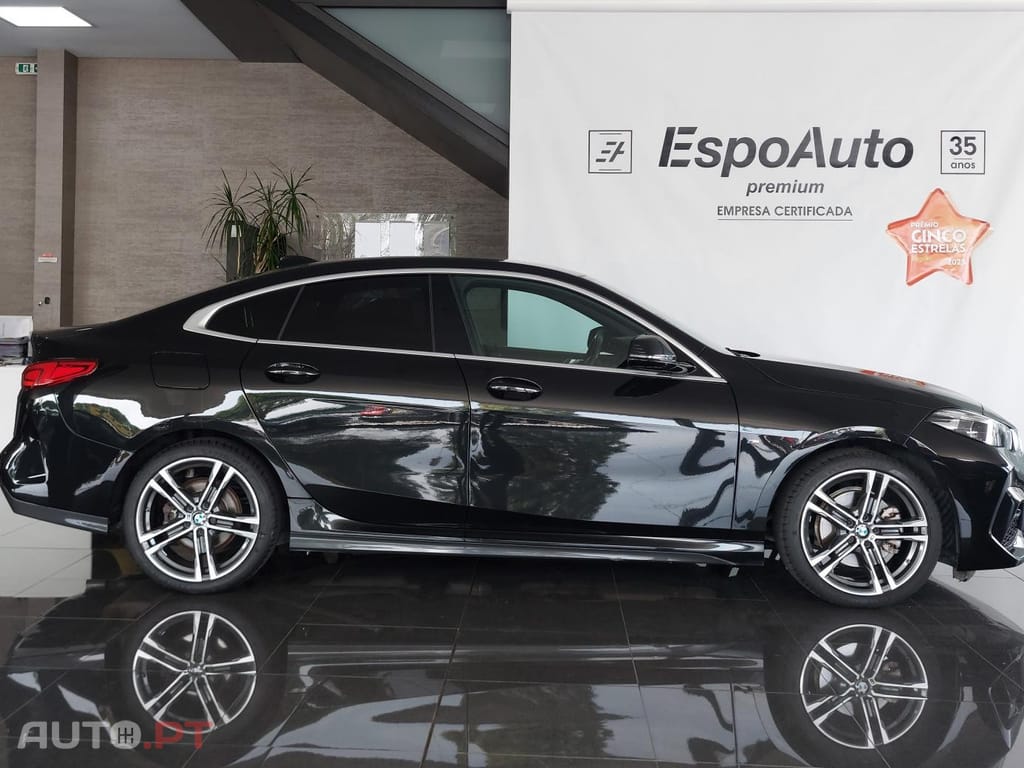 BMW 216 d Pack Desportivo M