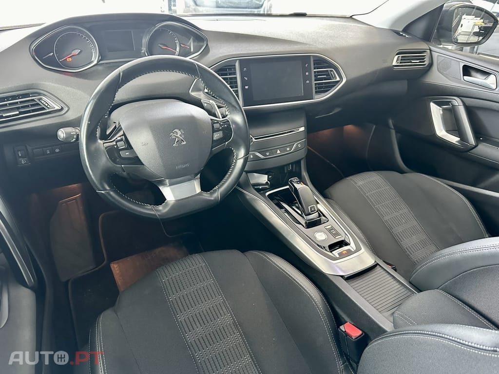 Peugeot 308 SW BlueHDi 130 EAT8 Stop & Start Allure Business-Pack