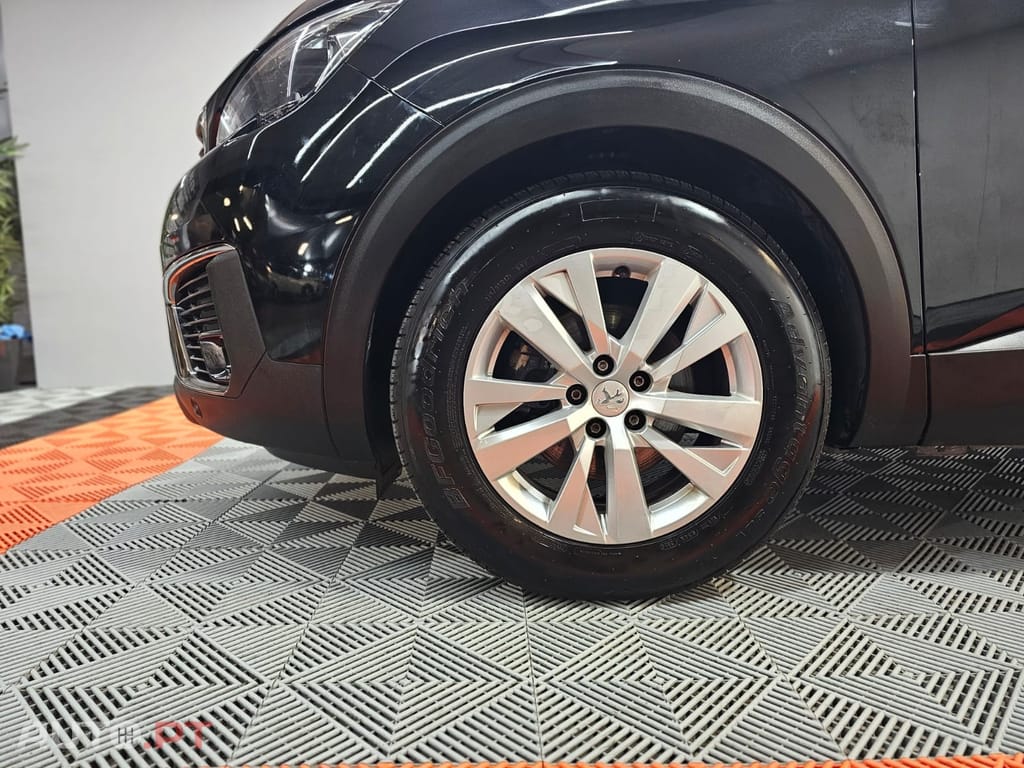 Peugeot 5008 1.5 BlueHDi Allure Pack EAT8