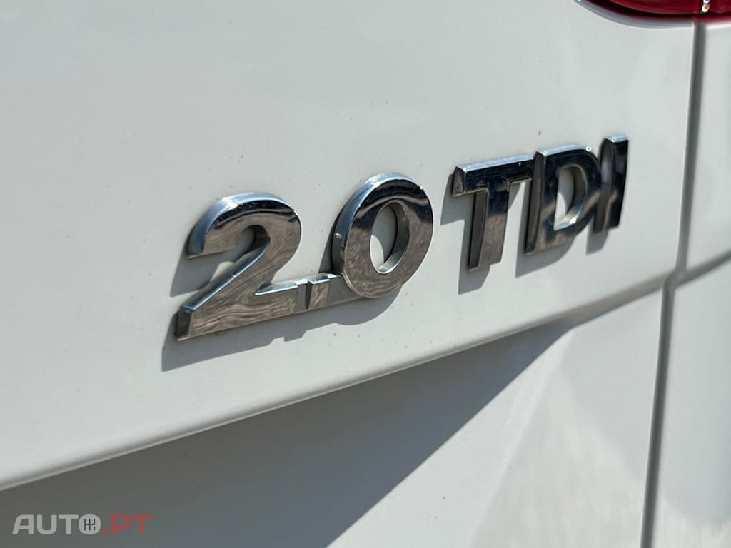 Volkswagen Touran 2.0 TDI Highline DSG