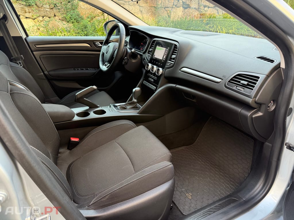 Renault Mégane Sport Tourer 1.5 Blue dCi Limited EDC