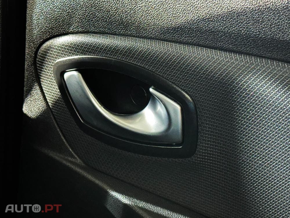 Renault Clio Sport Tourer ST Limited Edition