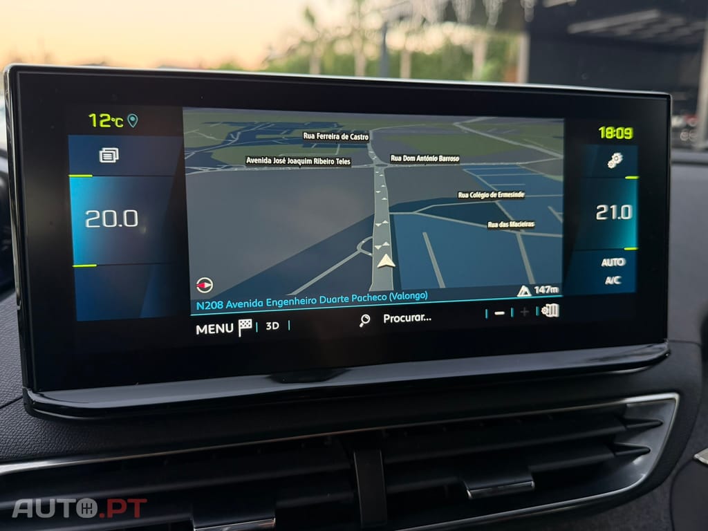 Peugeot 3008 1.6 Hybrid Allure e-EAT8