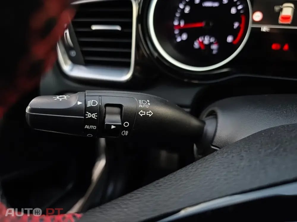 Kia Ceed 1.6 T-GDI GT+SRF