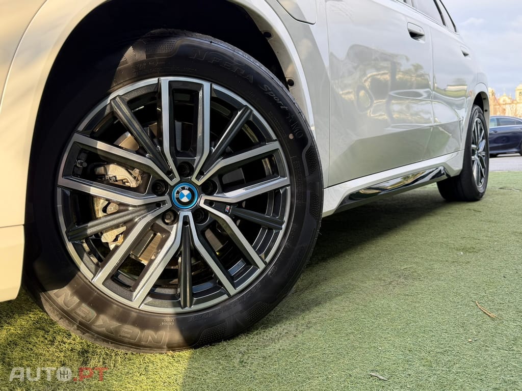 BMW X1 xDrive25e Pack Desportivo M