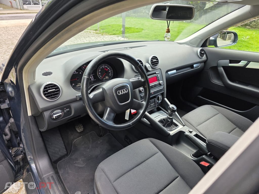 Audi A3 Sportback 2.0 TDI (clean diesel) Ambition