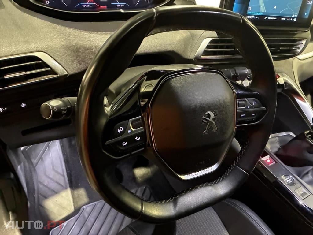 Peugeot 5008 1.2 PureTech Allure Pack