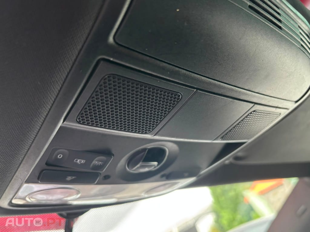 Volkswagen Scirocco 2.0 TDi Sport