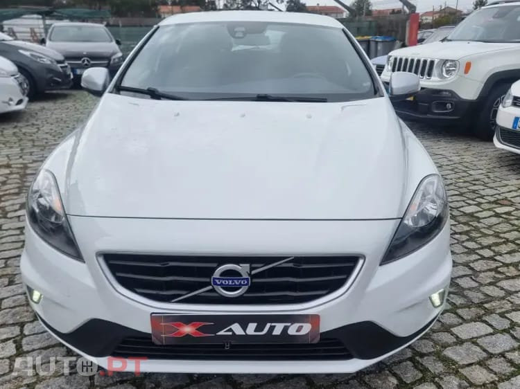 Volvo V40 2.0 D2 R-Design