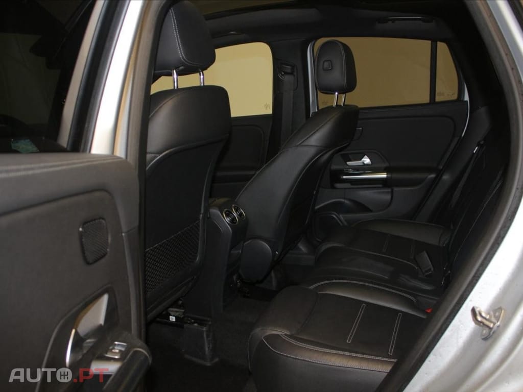 Mercedes-Benz GLA 250 e 8G-DCT AMG Line