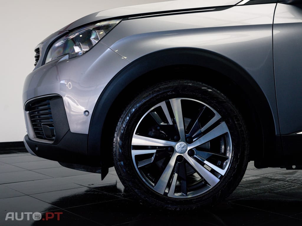 Peugeot 5008 1.6 BlueHDi Allure J18