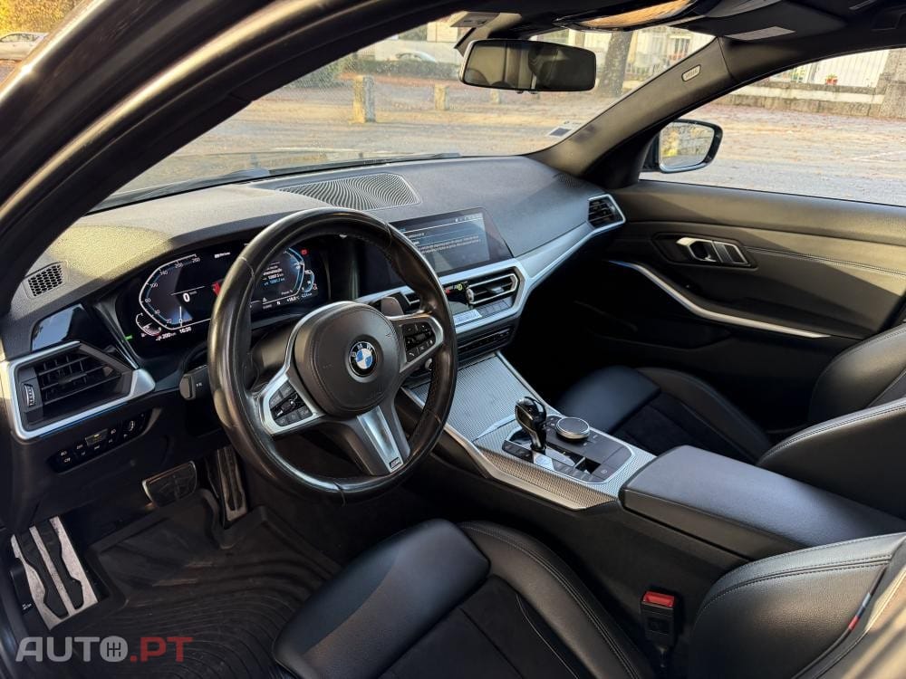BMW 330 e Pack M Auto