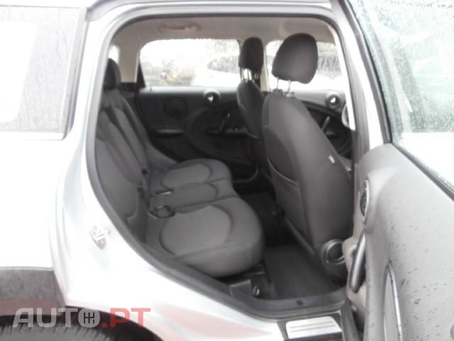 MINI Countryman One D