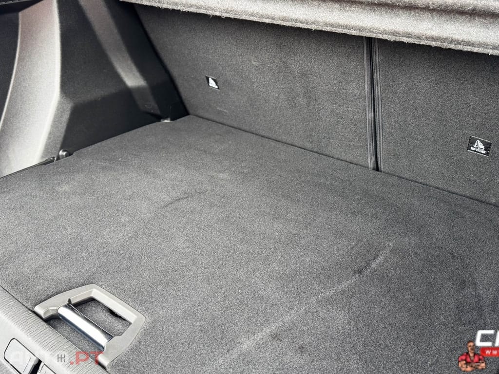 Peugeot 2008 1.5 BlueHDi Allure Pack
