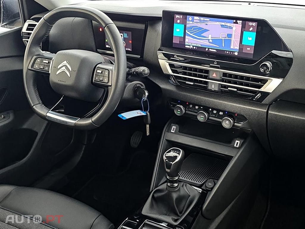 Citroen C4 BlueHDi 130 Stop&Start EAT8 SHINE