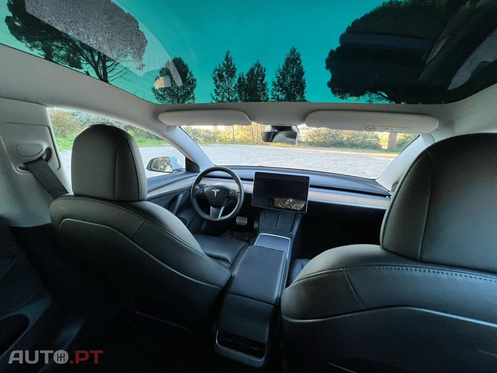 Tesla Model 3 Standard Range Plus RWD