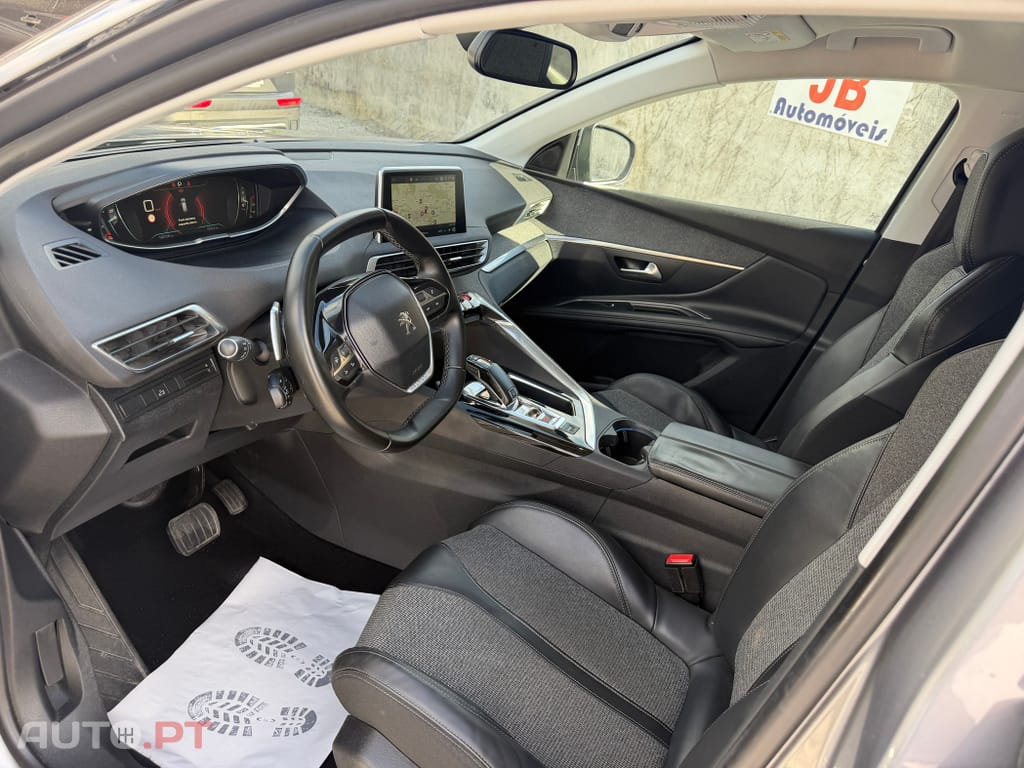 Peugeot 3008 1.6 BlueHDi Allure EAT6