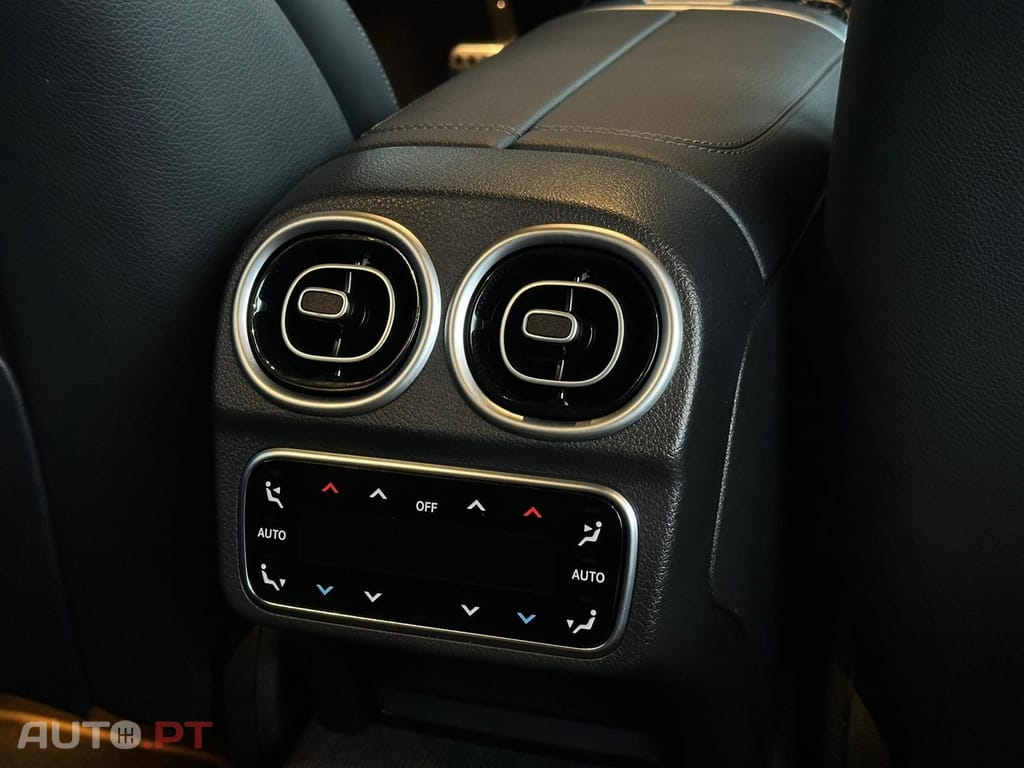Mercedes-Benz C 300 de 4Matic T 9G-TRONIC AMG Line