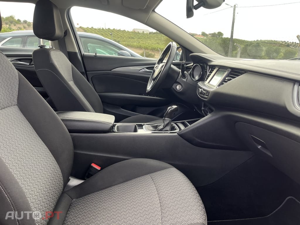 Opel Insignia 1.6 CDTi Selective