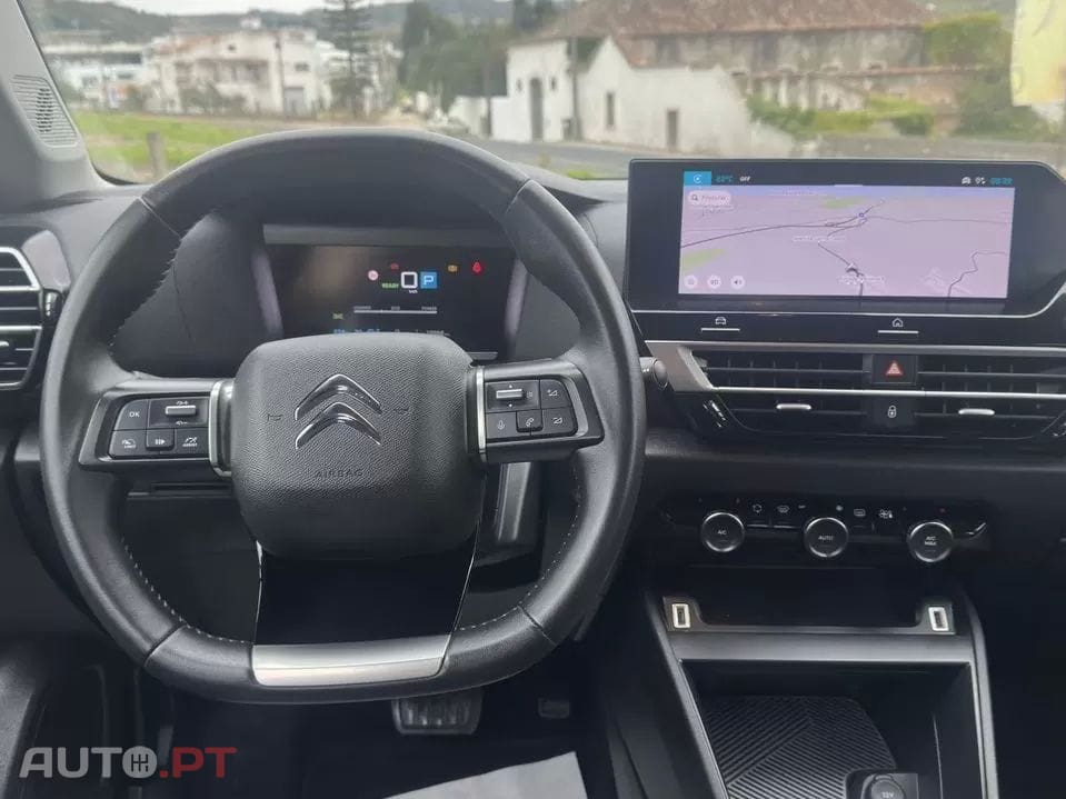 Citroën e-C4 50 kWh Plus — fotografia 9