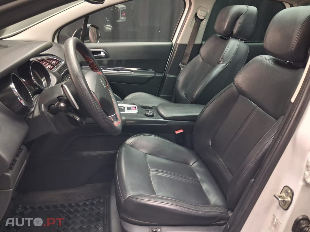 Peugeot 3008 2.0 HDi Hybrid4 Limited Edition — fotografia 10
