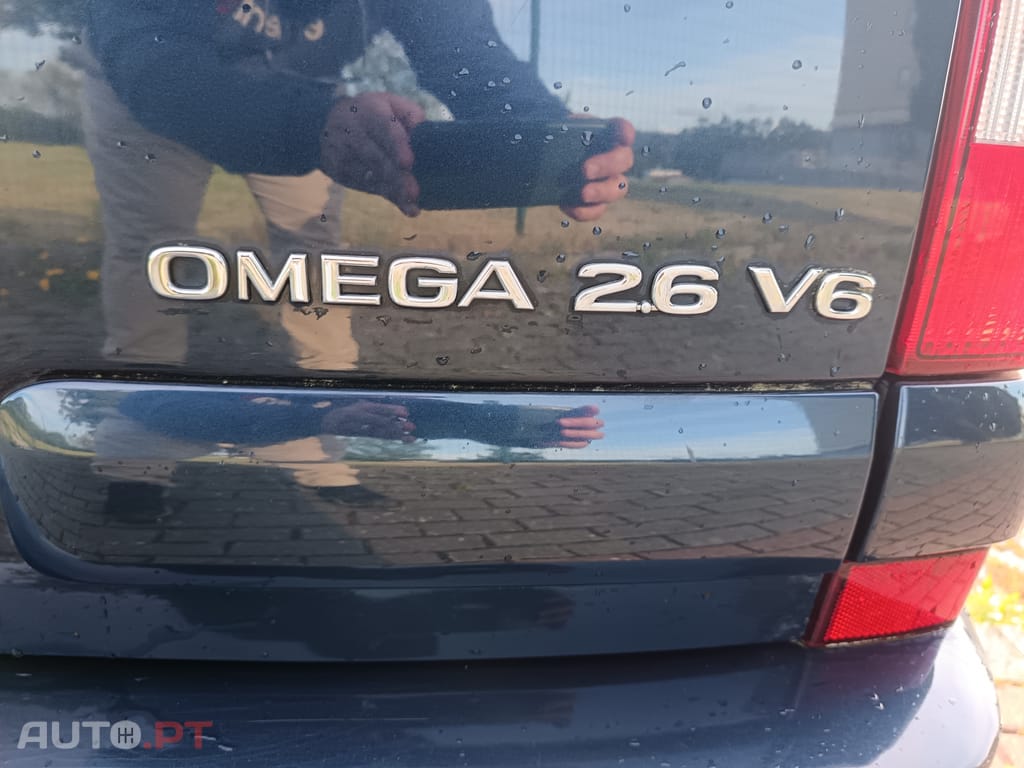 Opel Omega Caravan 2.6 v6