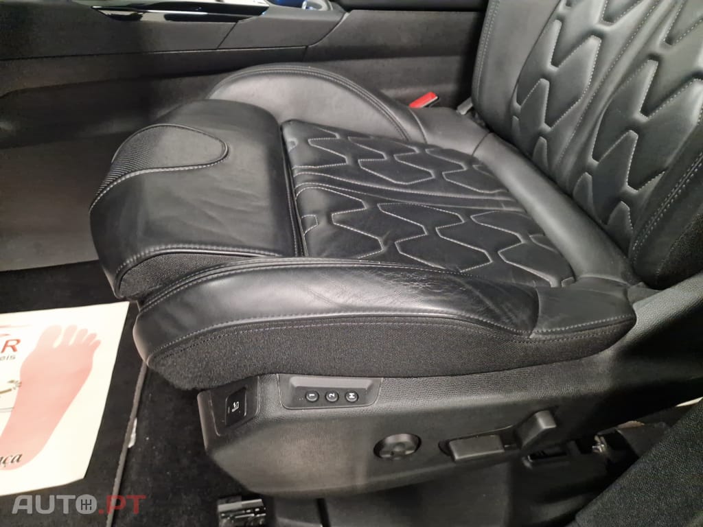 Peugeot 3008 1.6 Hybrid4 GT Line e-EAT8
