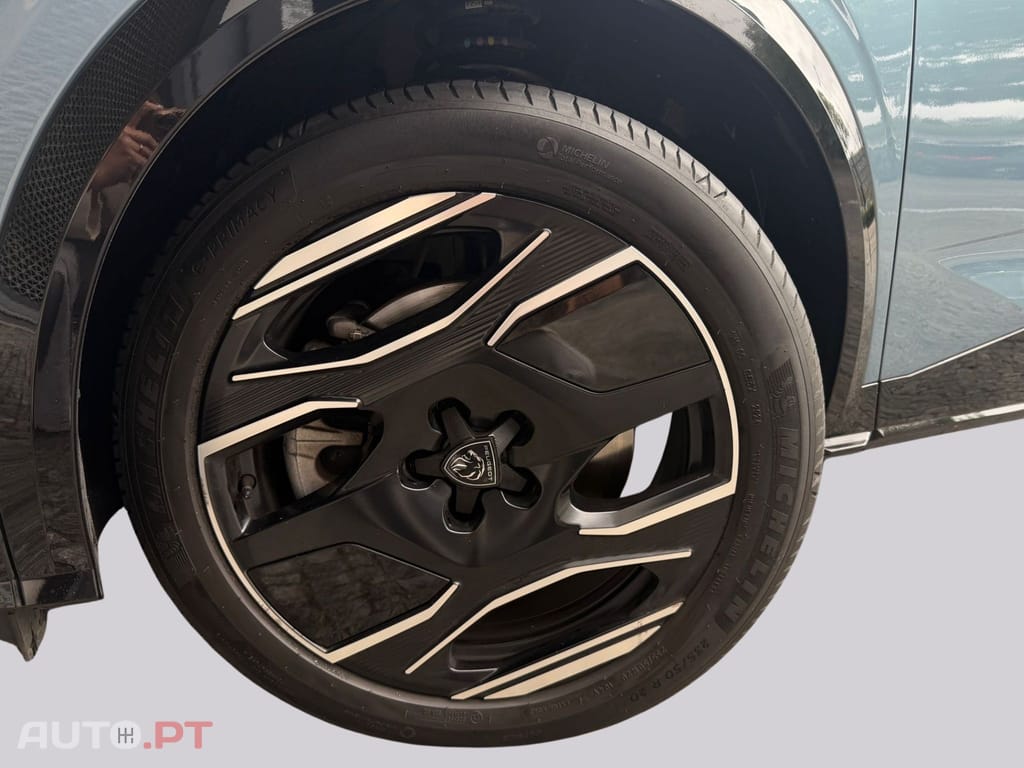 Peugeot E-5008 73 kWh GT