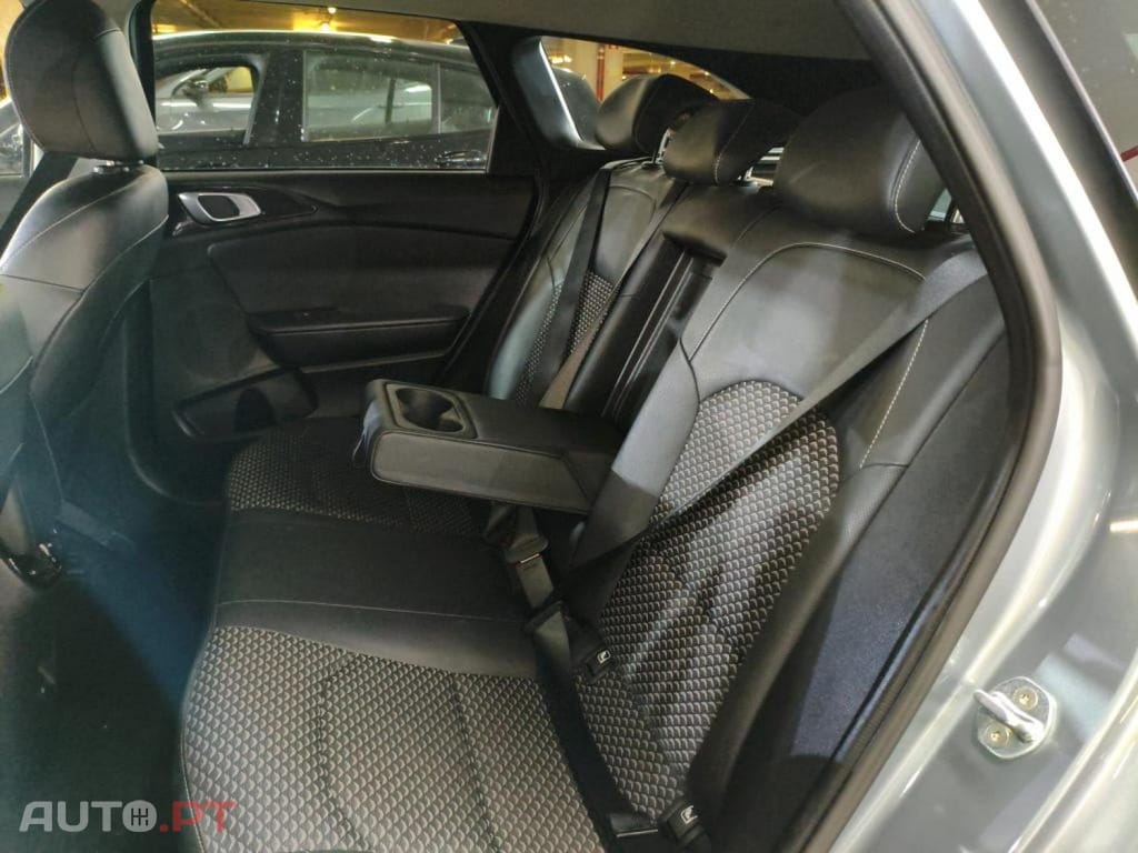 Kia Ceed SW 1.6 CRDi MHEV Drive