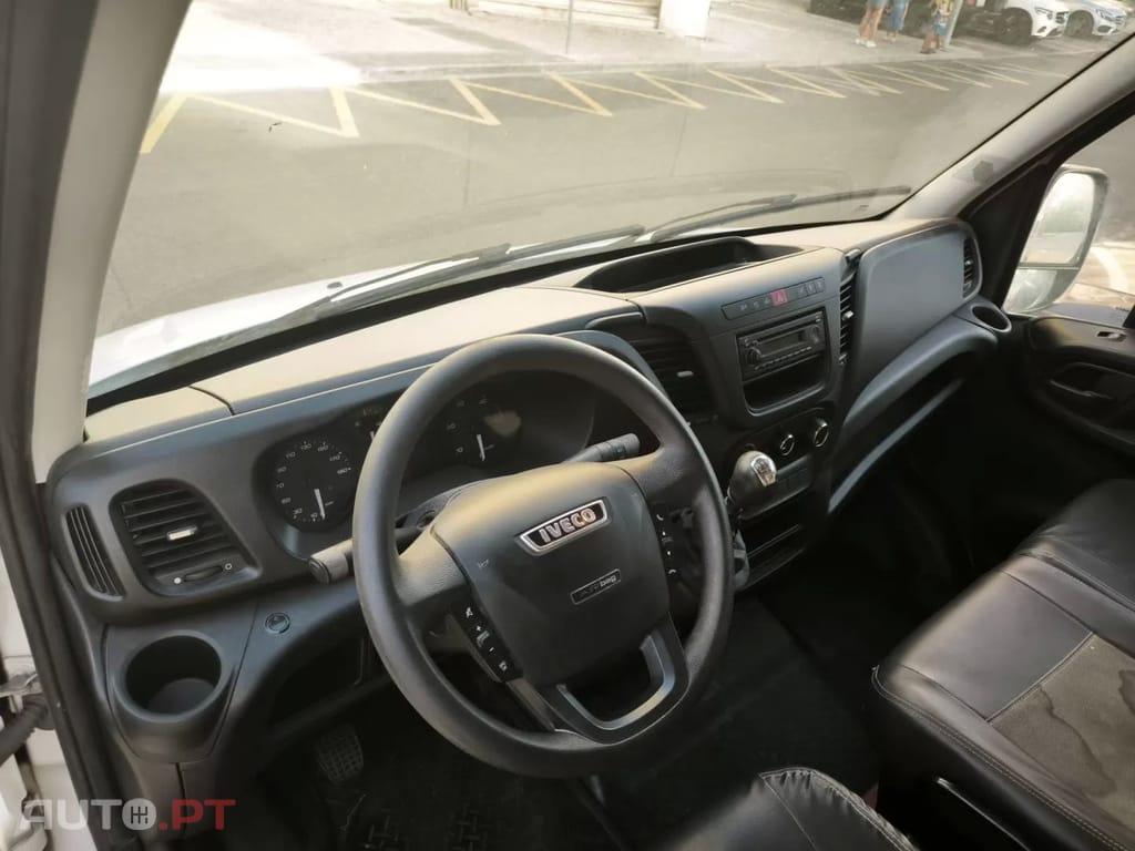 Iveco Daily  2.3 35 S 140 Isotérmica