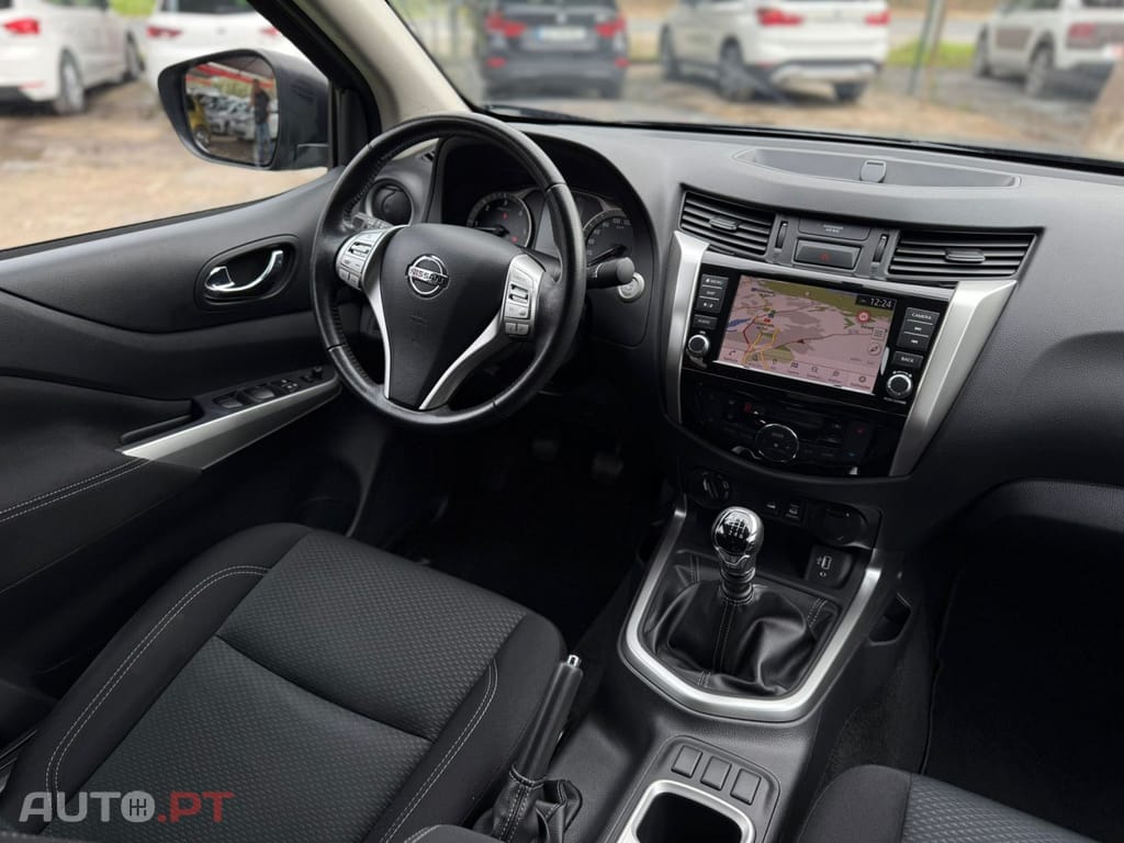 Nissan Navara 2.3 dCi CD 4WD N-Connecta Nav