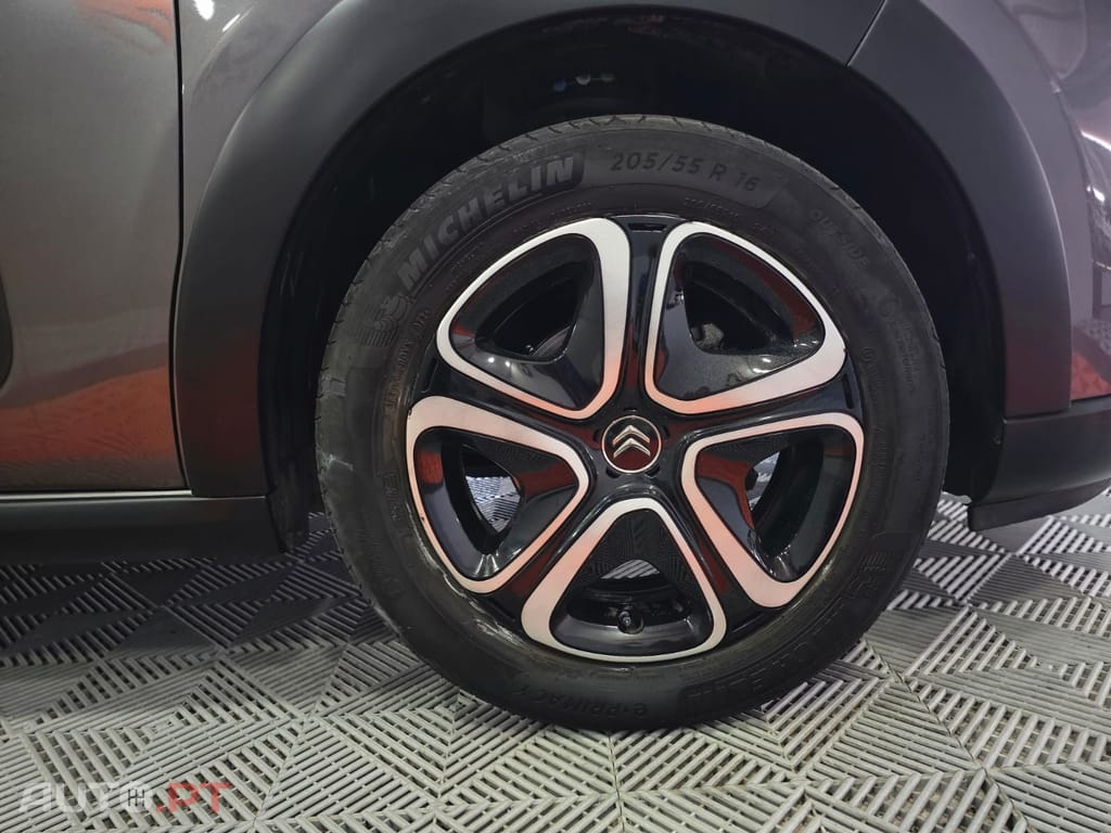 Citroen C3 1.2 PureTech Shine